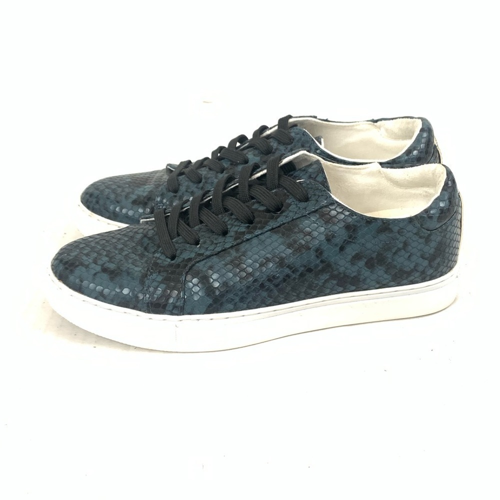 Kenneth Cole Kam Snake-Embossed Lace Up Sneakers - Size 6.5 - Picture 5 of 11